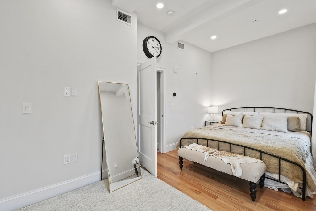 2 bed, 2 bath apartment for rent at 226 Saratoga St Unit 2, East Boston — photo 9 of 21