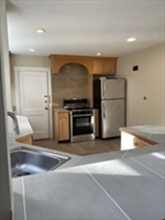 2 bed, 1 bath apartment for rent at 226 Washington St Unit 1A, Winchester — photo 8 of 21