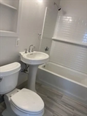 2 bed, 1 bath apartment for rent at 226 Washington St Unit 1A, Winchester — photo 10 of 21