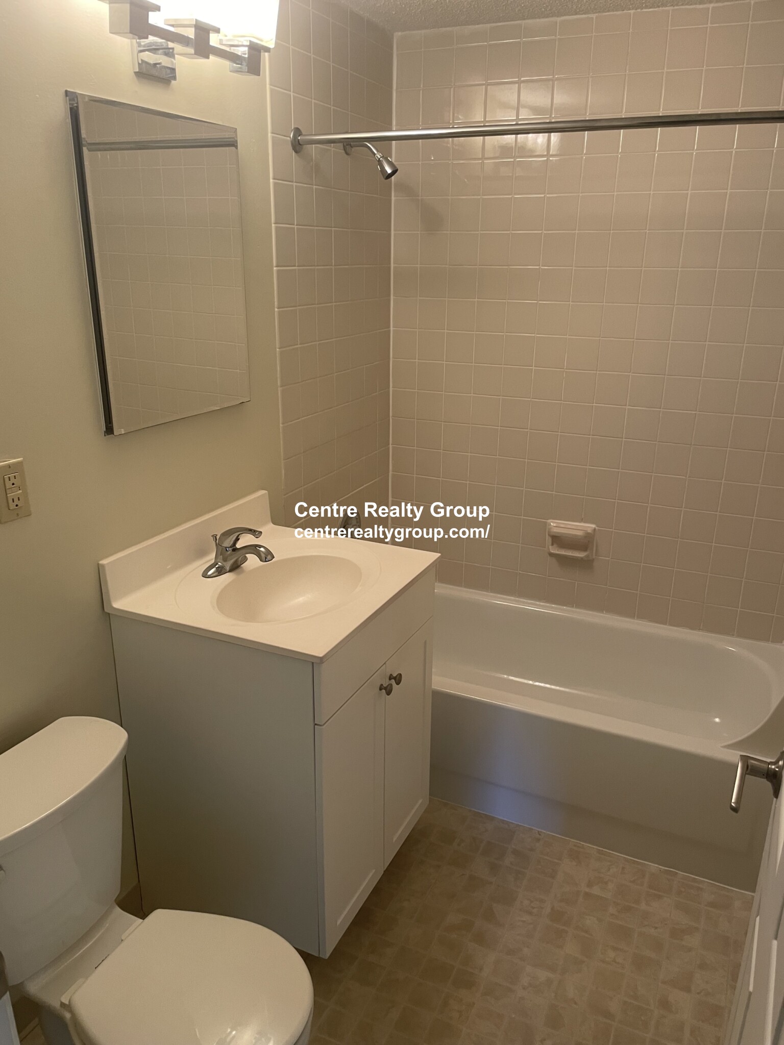 2 bed, 1.5 bath apartment for rent at 2261 Washington St Unit J, Newton Lower Falls — photo 10 of 17