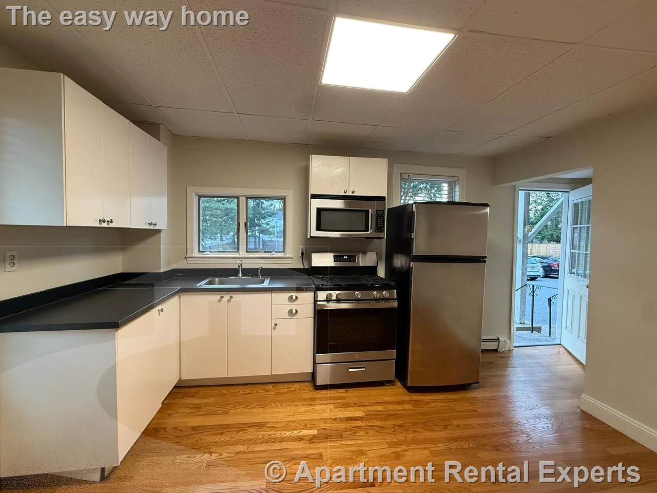 1 bed, 1 bath apartment for rent at 227 Albion St Unit 1, Wakefield — photo 4 of 10