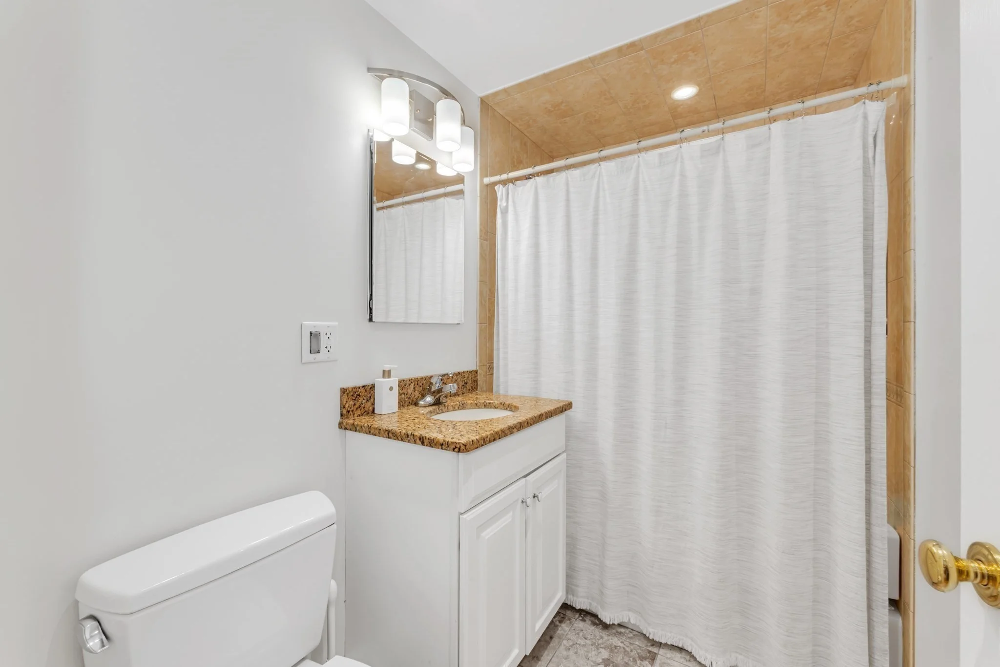 2 bed, 1 bath apartment for rent at 227 Belgrade Ave Unit 2, Roslindale — photo 4 of 13