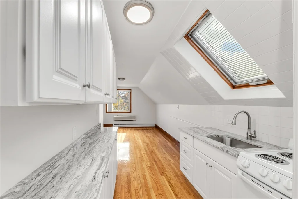 1 bed, 1 bath apartment for rent at 227 Belgrade Unit 3, Roslindale — photo 5 of 15
