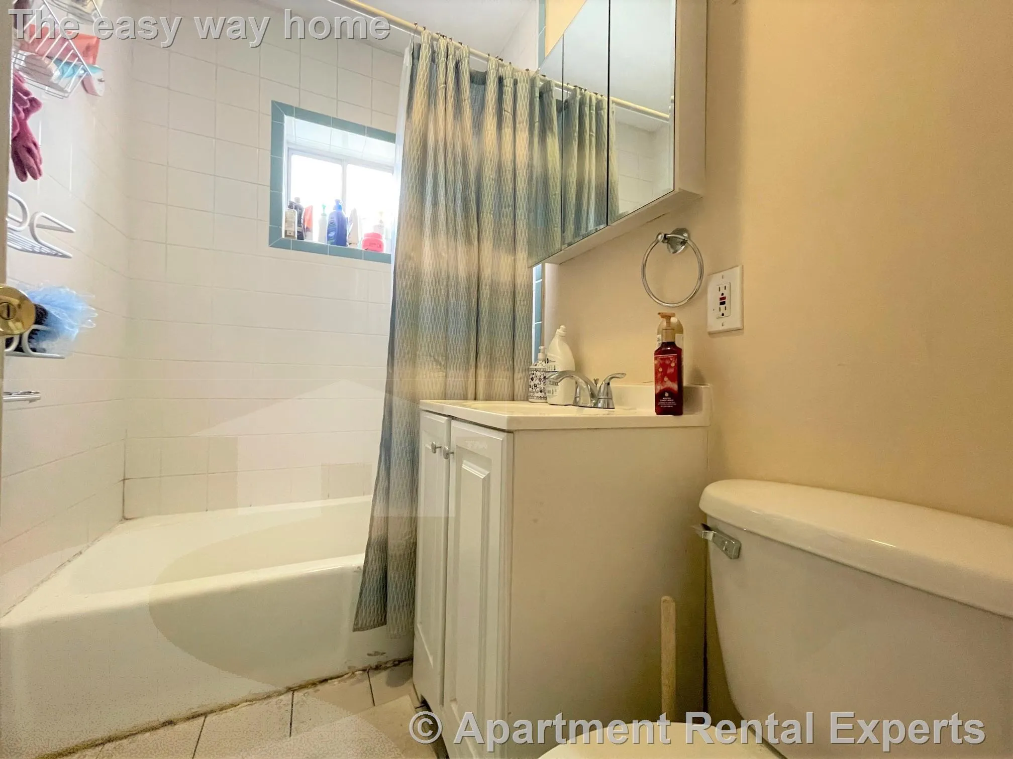 4 bed, 1 bath apartment for rent at 227 Boston Ave Unit 1, Tufts — photo 5 of 8