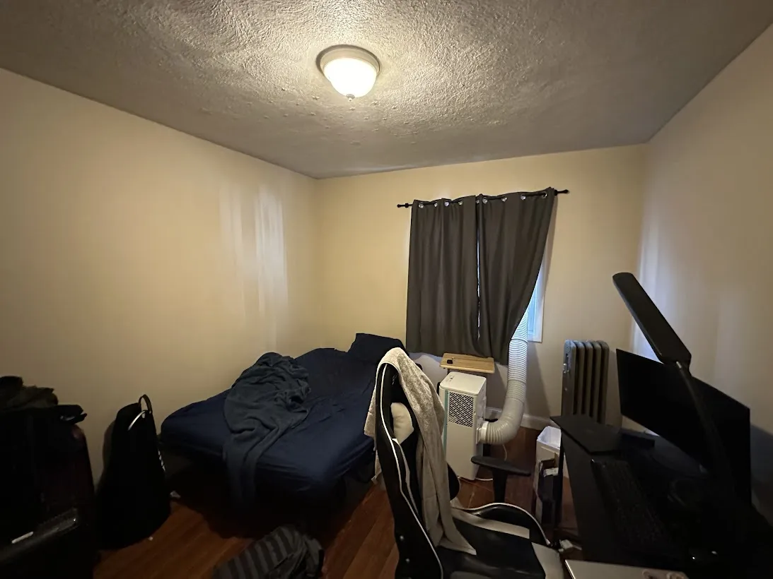 4 bed, 1 bath apartment for rent at 227 Boston Ave Unit 227-1, Medford — photo 7 of 17