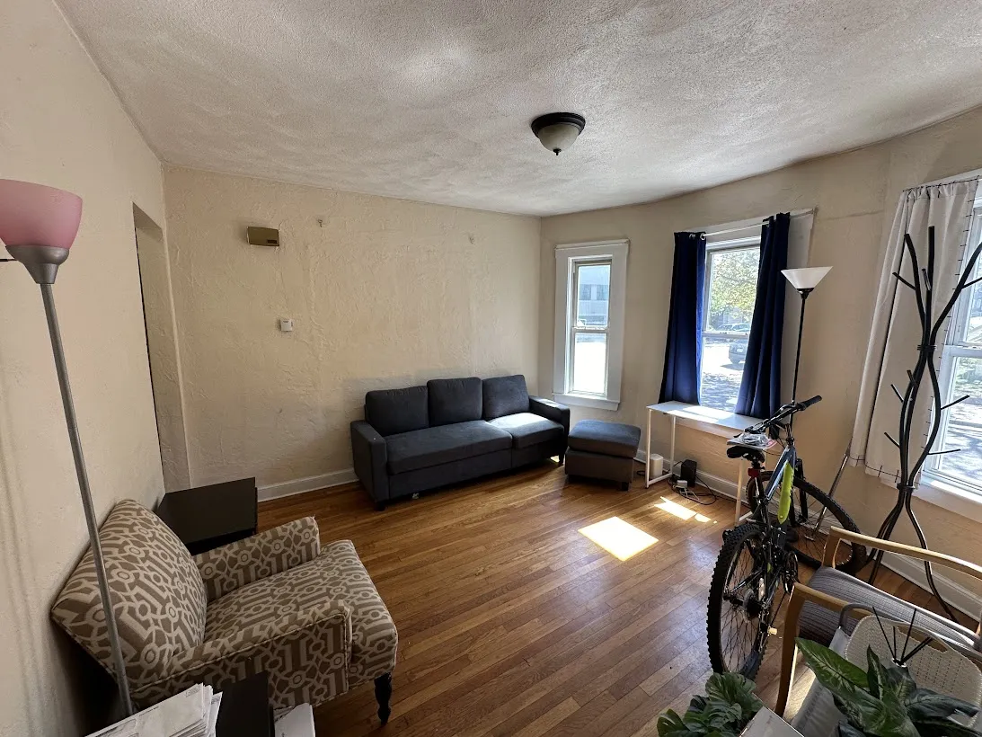 4 bed, 1 bath apartment for rent at 227 Boston Ave Unit 227-1, Medford — photo 13 of 17