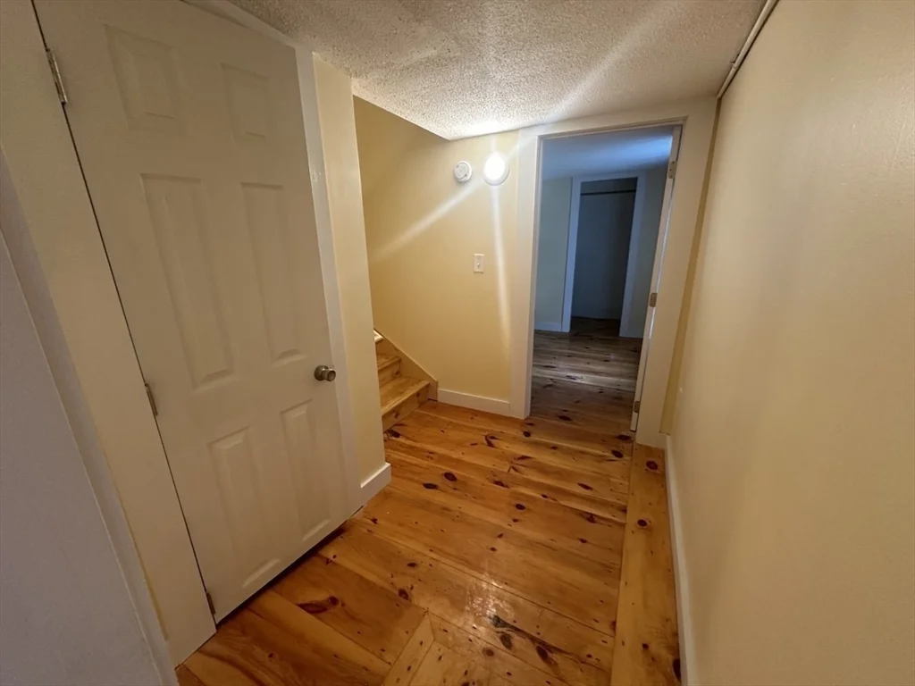 2 bed, 1 bath apartment for rent at 227 Bridge St Unit 3, Northampton — photo 15 of 19