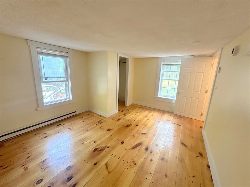 2 bed, 1 bath apartment for rent at 227 Bridge St Unit 3, Northampton — photo 9 of 19