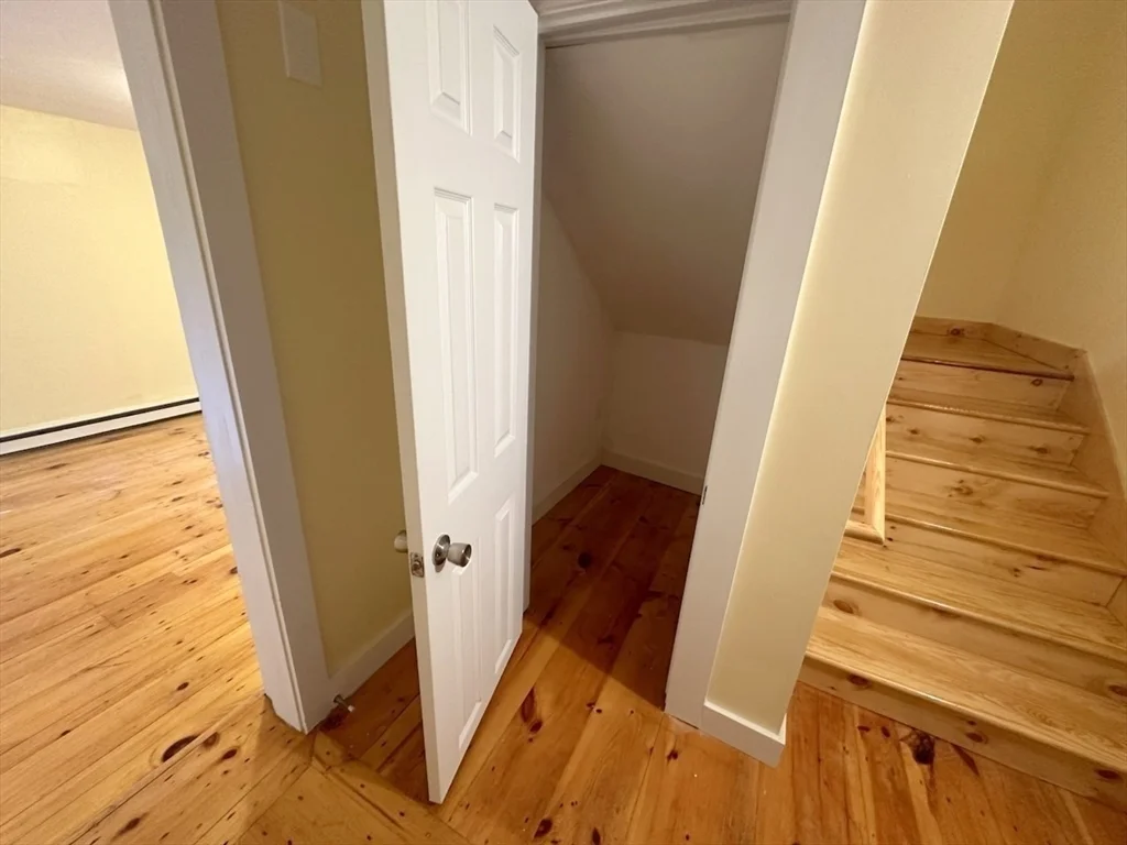 2 bed, 1 bath apartment for rent at 227 Bridge St Unit 3, Northampton — photo 16 of 19