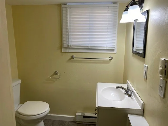 2 bed, 1 bath apartment for rent at 227 Bridge St Unit 3, Northampton — photo 14 of 19