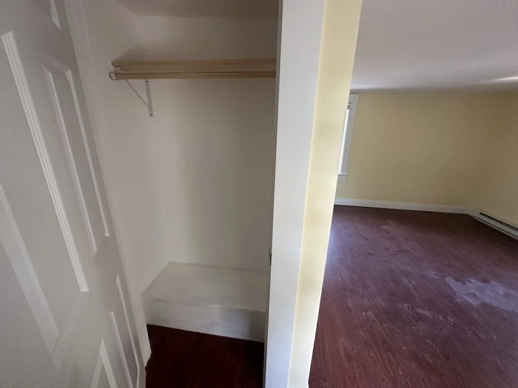 2 bed, 1 bath apartment for rent at 227 Bridge St Unit 3, Northampton — photo 18 of 19