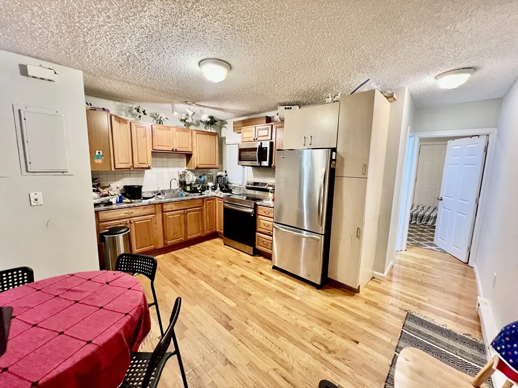 2 bed, 1 bath apartment for rent at 227 Everett St Unit 4, East Boston — photo 1 of 7