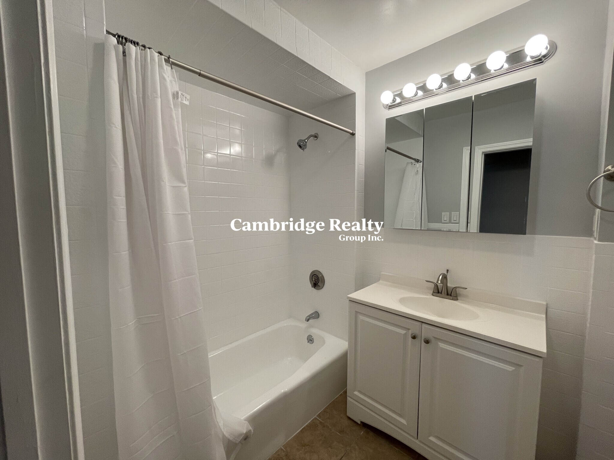 3 bed, 2 bath apartment for rent at 227 Holland St Unit 1T, Teele Square — photo 24 of 28