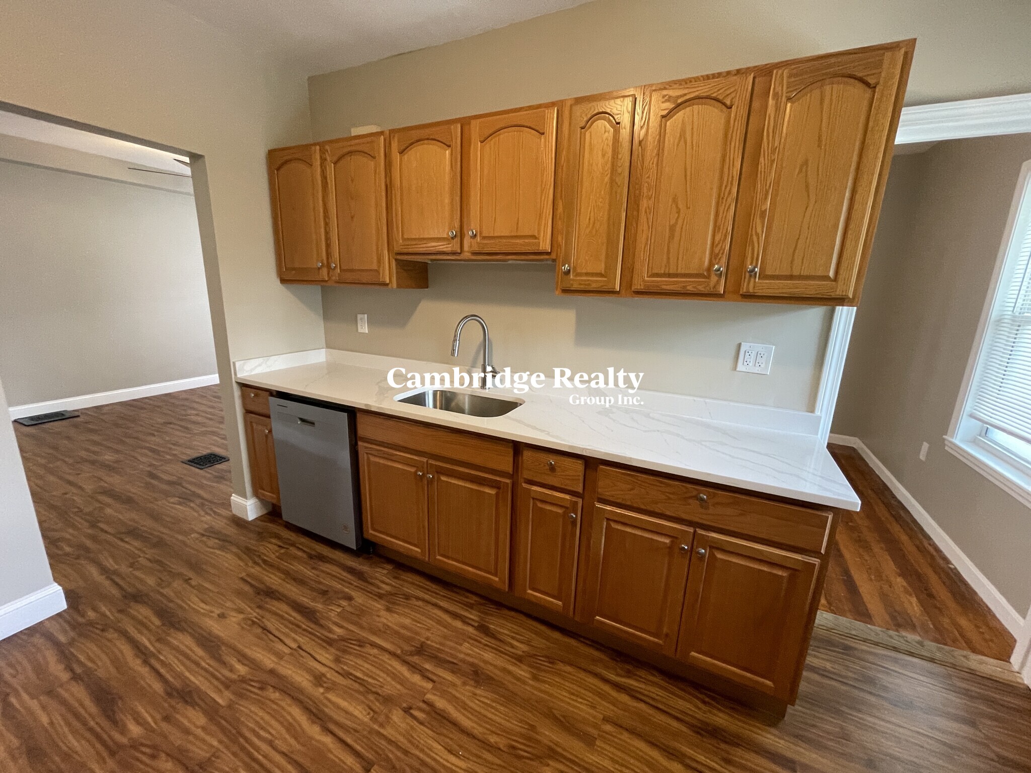 3 bed, 2 bath apartment for rent at 227 Holland St Unit 1T, Teele Square — photo 4 of 28