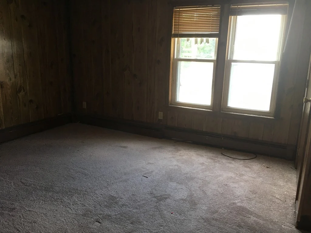 4 bed, 1 bath apartment for rent at 227 Main St Unit 227, Blackstone — photo 5 of 9