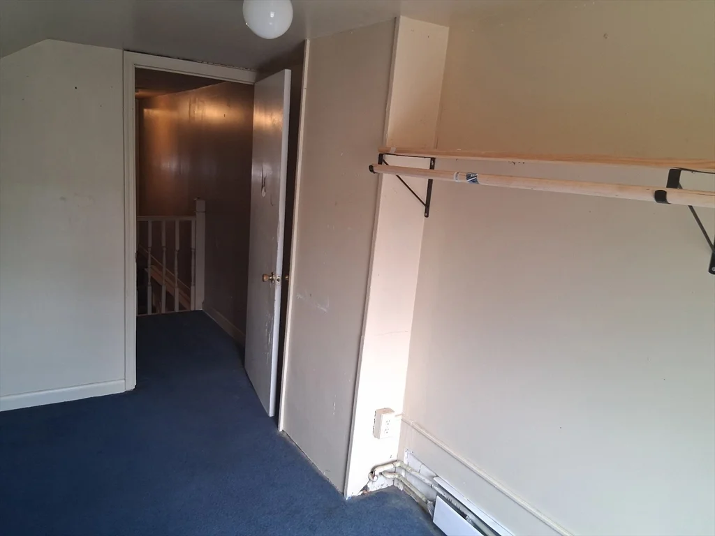 4 bed, 1 bath apartment for rent at 227 Main St Unit 227, Blackstone — photo 8 of 9