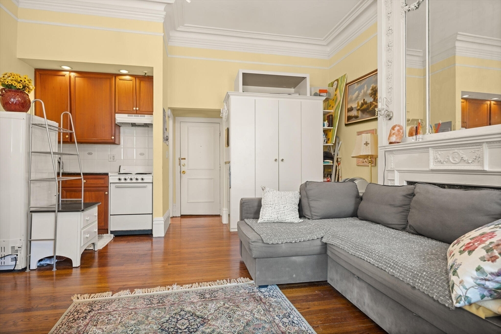 Studio bed, 1 bath apartment for rent at 227 Marlborough St Unit 6, Back Bay — photo 10 of 18