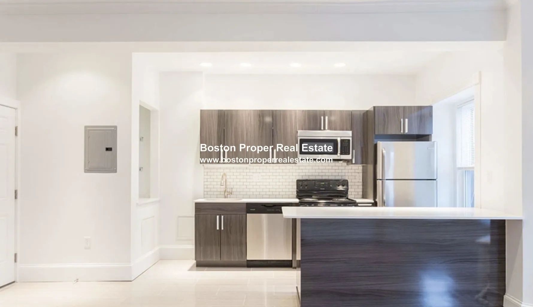 1 bed, 1 bath apartment for rent at 227 Newbury St Unit 3, Back Bay — photo 3 of 12