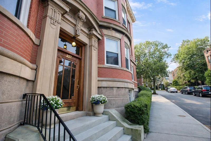 2 bed, 1 bath apartment for rent at 227 Rawson Rd Unit 1, Washington Square