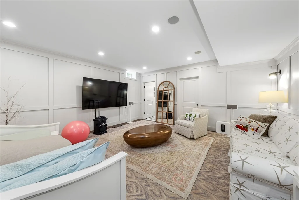 6 bed, 4+ bath apartment for rent at 227 Rice Rd, Cochituate — photo 36 of 40