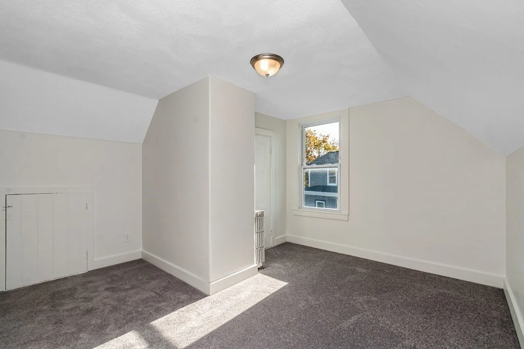 3 bed, 1 bath apartment for rent at 227 Salem St Unit 2, Medford — photo 11 of 18