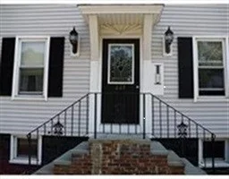 2 bed, 1 bath apartment for rent at 227 Standish Ave Unit 2, Plymouth — photo 1 of 7