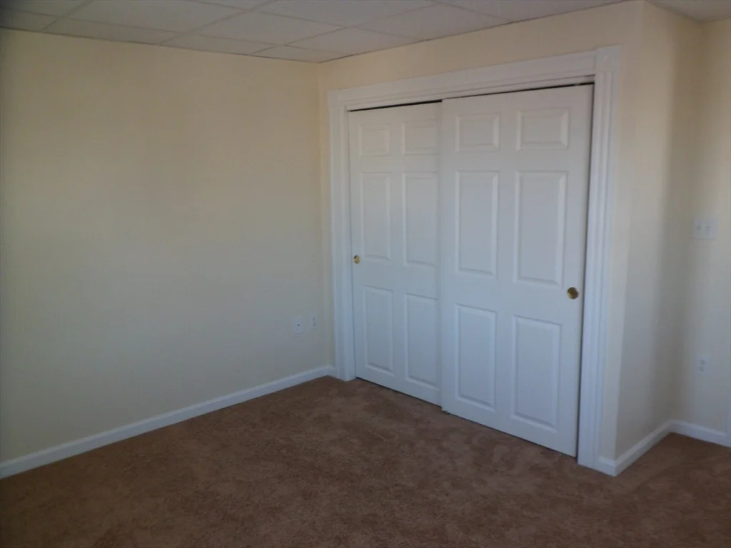 2 bed, 1 bath apartment for rent at 227 Standish Ave Unit 2, Plymouth — photo 6 of 7