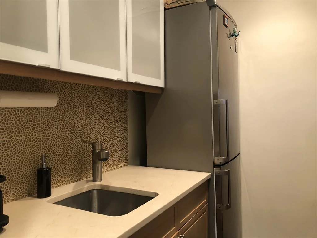 1 bed, 1 bath apartment for rent at 227 W Canton St Unit 2, South End — photo 5 of 11