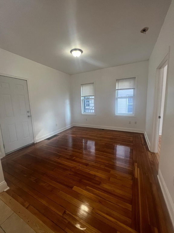 1 bed, 1 bath apartment for rent at 227 Washinton Ave Unit 3f, Chelsea — photo 2 of 6