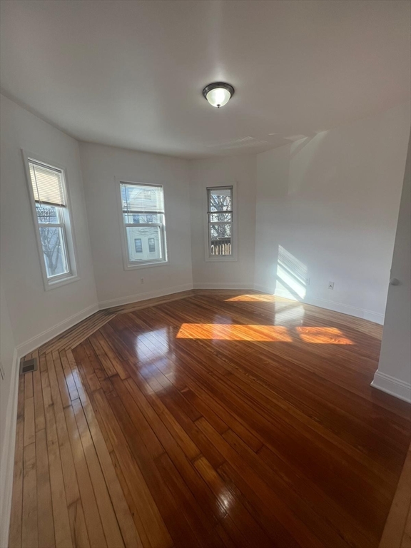 1 bed, 1 bath apartment for rent at 227 Washinton Ave Unit 3f, Chelsea — photo 3 of 6