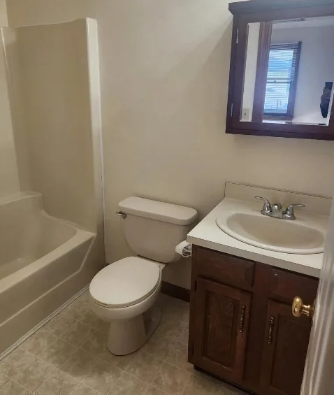 1 bed, 1 bath apartment for rent at 227 Wood St Unit A, Hopkinton — photo 11 of 16