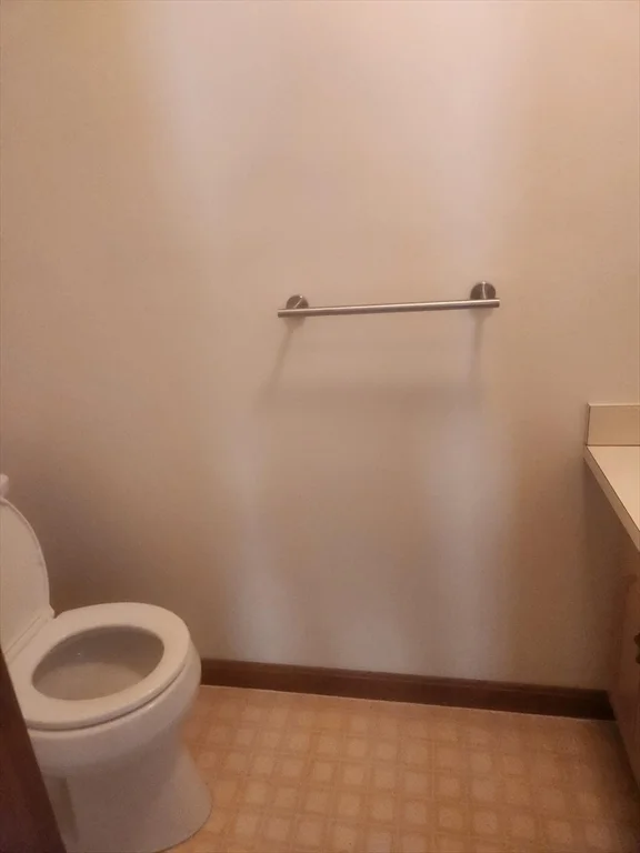 2 bed, 1 bath apartment for rent at 227 Wood St Unit C, Hopkinton — photo 33 of 37