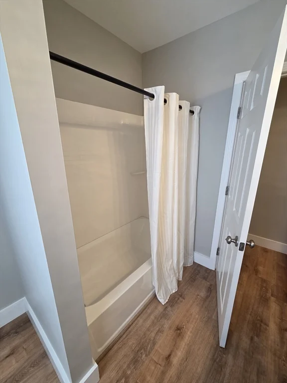 2 bed, 1 bath apartment for rent at 2273 Main St Unit 0, Warren — photo 10 of 13