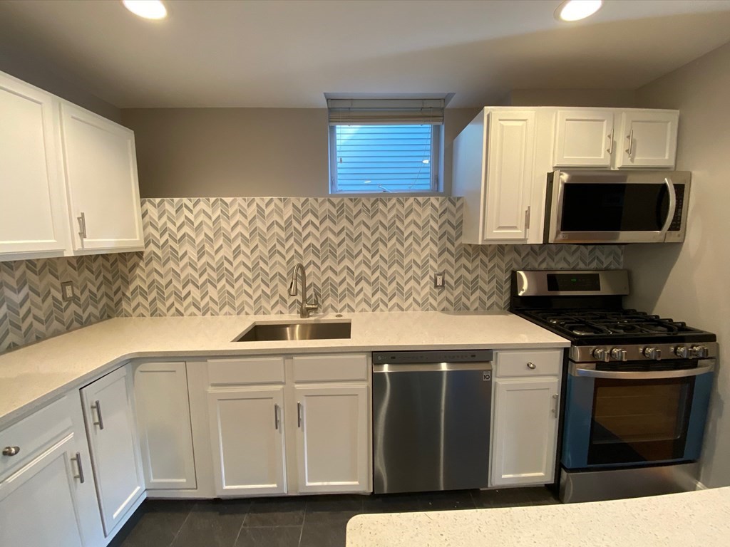 2 bed, 1 bath apartment for rent at 2277 Massachusetts Ave Unit 1, North Cambridge — photo 3 of 15