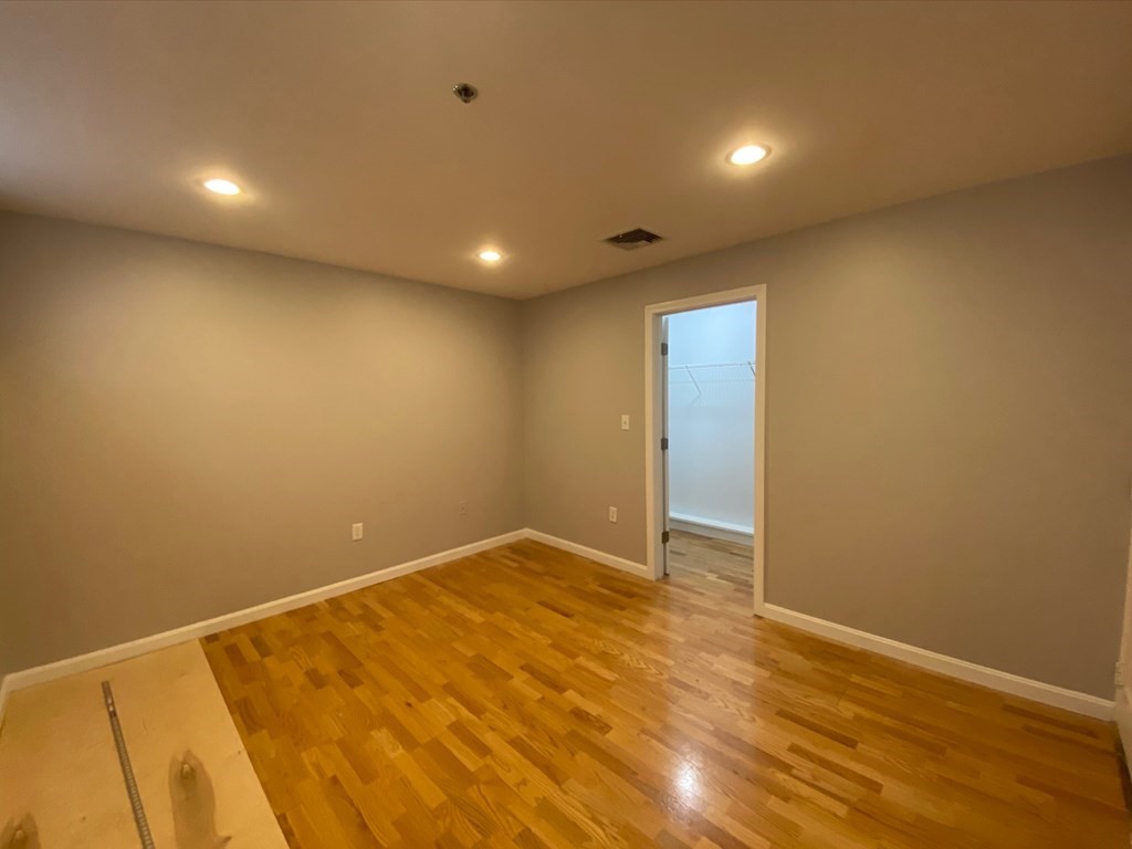 2 bed, 1 bath apartment for rent at 2277 Massachusetts Ave Unit 1, North Cambridge — photo 8 of 15