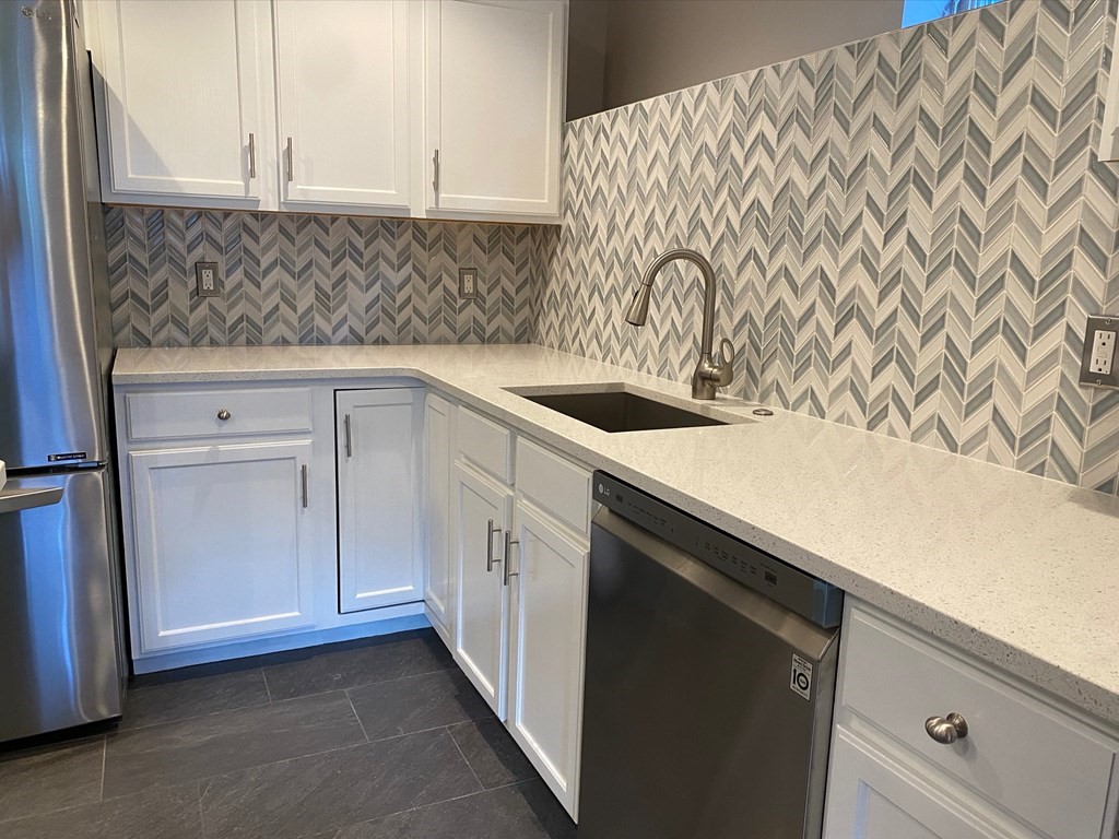 2 bed, 1 bath apartment for rent at 2277 Massachusetts Ave Unit 1, North Cambridge — photo 13 of 15