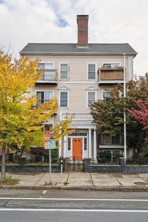 2 bed, 1.5 bath apartment for rent at 2277 Massachusetts Ave Unit 2, North Cambridge — photo 3 of 11