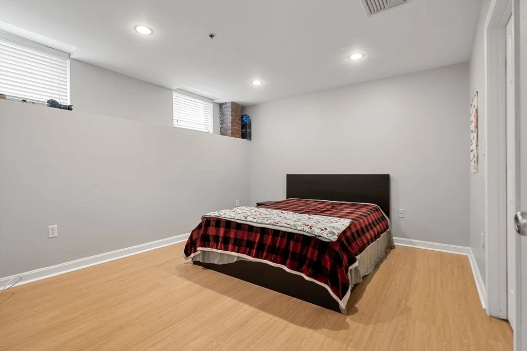 2 bed, 1 bath apartment for rent at 2277 Massachusetts Ave Unit 1, Porter Square — photo 13 of 29
