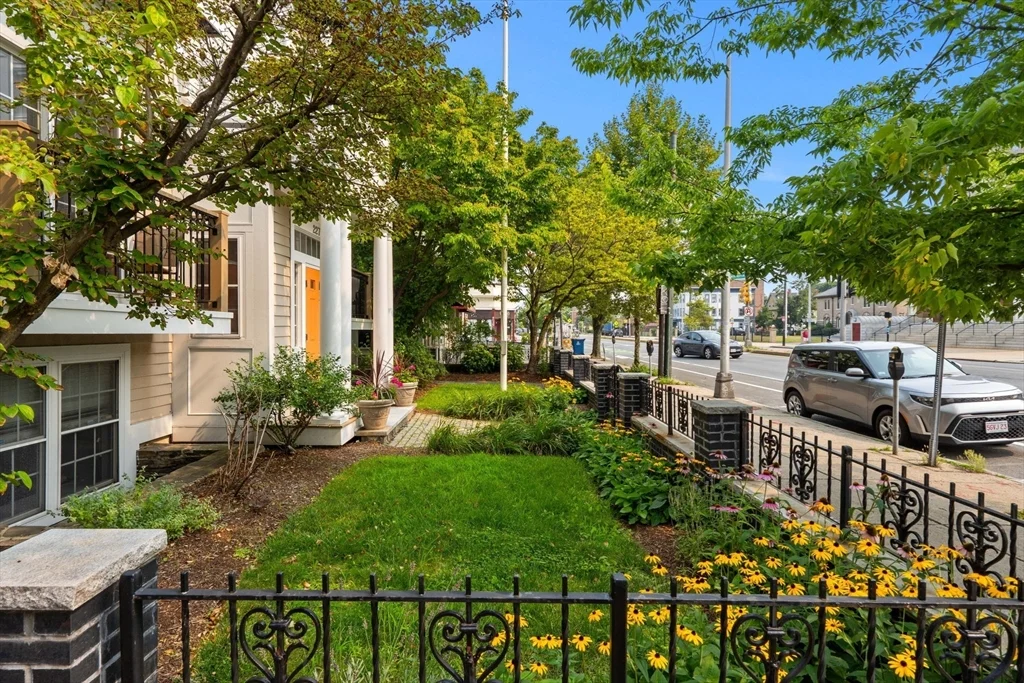 2 bed, 1 bath apartment for rent at 2277 Massachusetts Ave Unit 1, Porter Square — photo 4 of 29