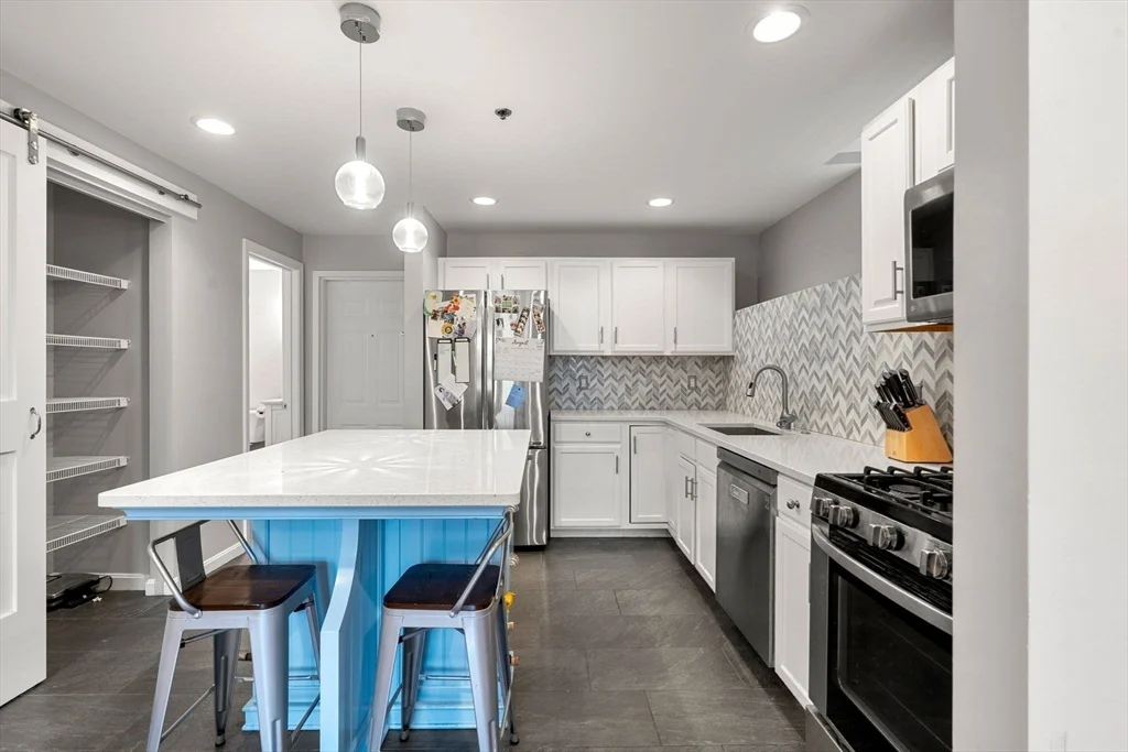 2 bed, 1 bath apartment for rent at 2277 Massachusetts Ave Unit 1, Porter Square — photo 8 of 29