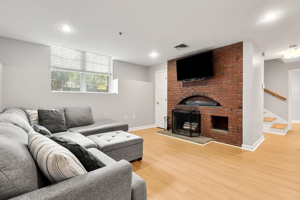2 bed, 1 bath apartment for rent at 2277 Massachusetts Ave Unit 1, Porter Square — photo 11 of 29