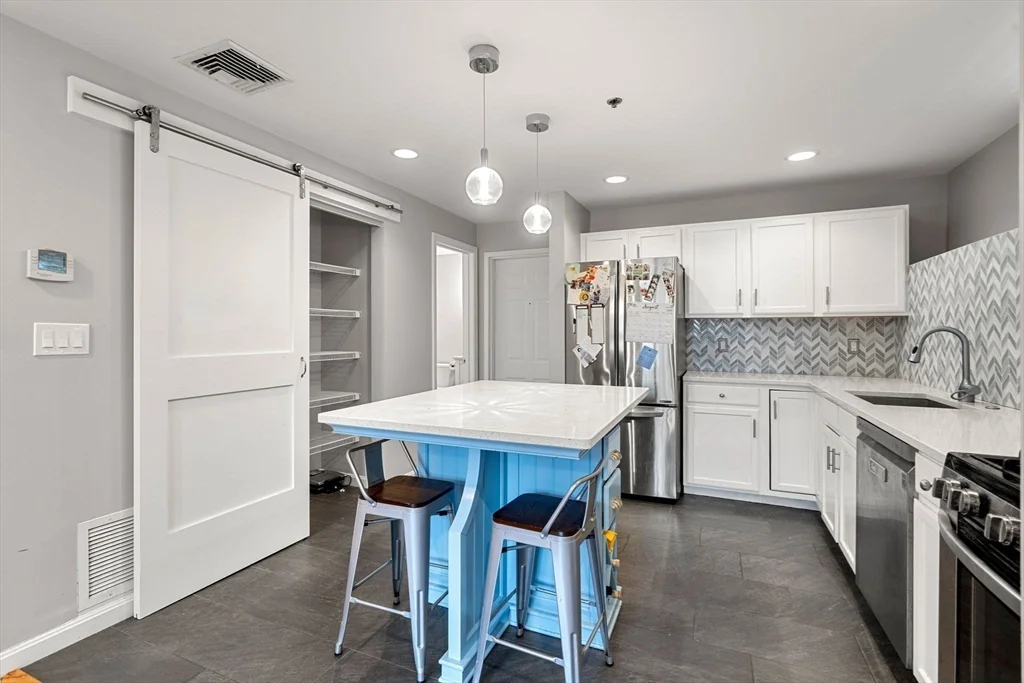2 bed, 1 bath apartment for rent at 2277 Massachusetts Ave Unit 1, Porter Square — photo 7 of 29
