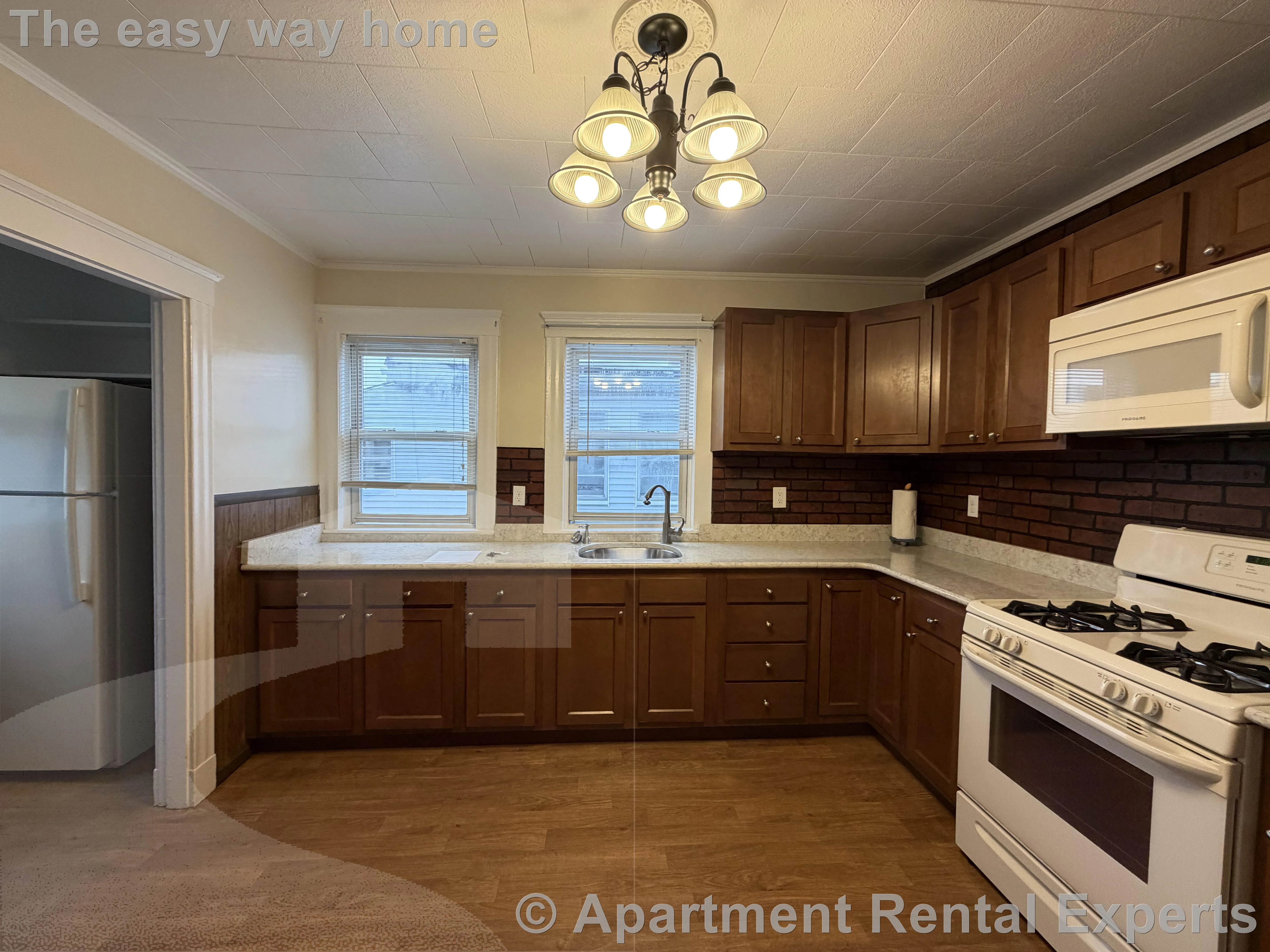 2 bed, 1 bath apartment for rent at 228-230 Cedar St Unit 3, Davis Square — photo 3 of 13