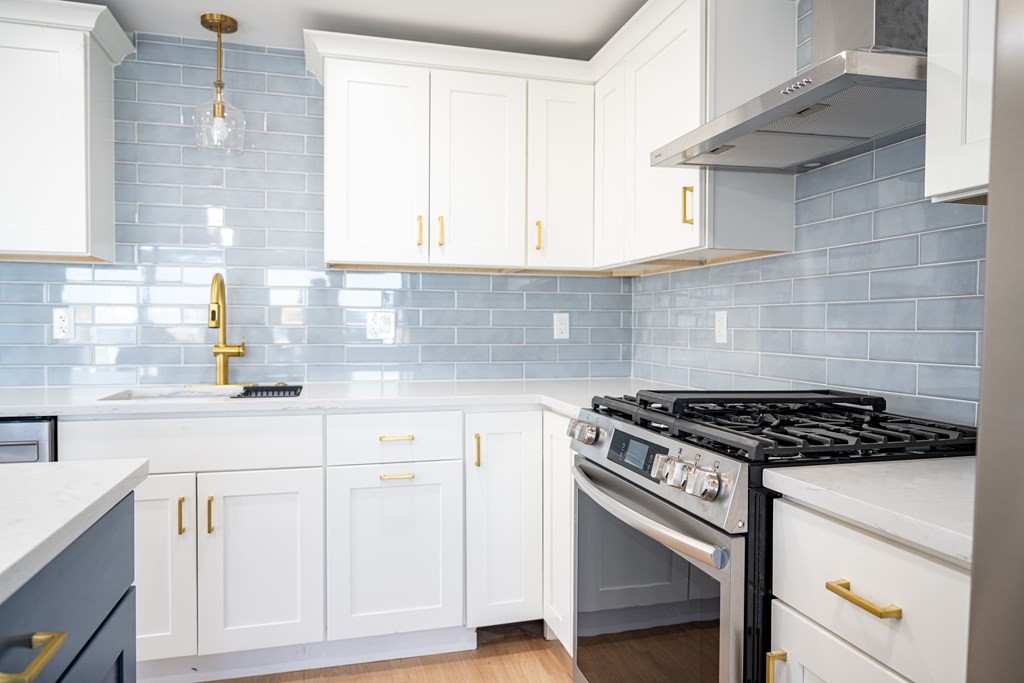 4 bed, 2 bath apartment for rent at 228 Bellingham Ave Unit 1, Revere — photo 1 of 42