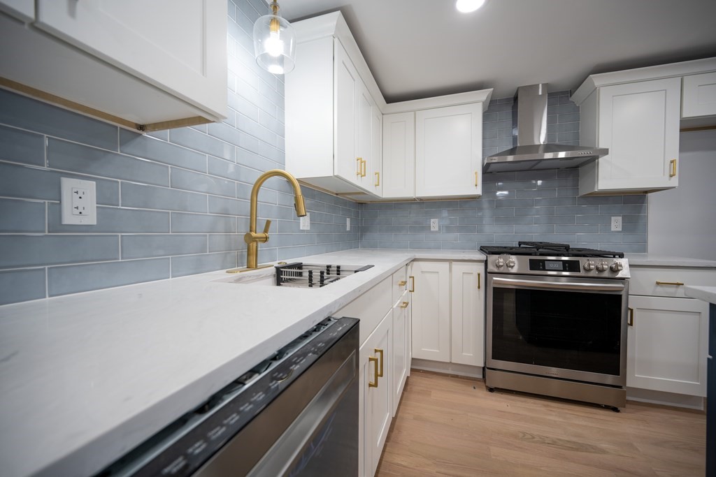 4 bed, 2 bath apartment for rent at 228 Bellingham Ave Unit 1, Revere — photo 35 of 42