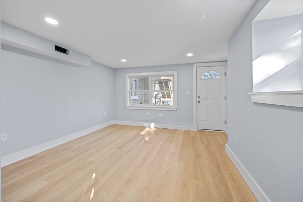 4 bed, 2 bath apartment for rent at 228 Bellingham Ave Unit 1, Revere — photo 4 of 42