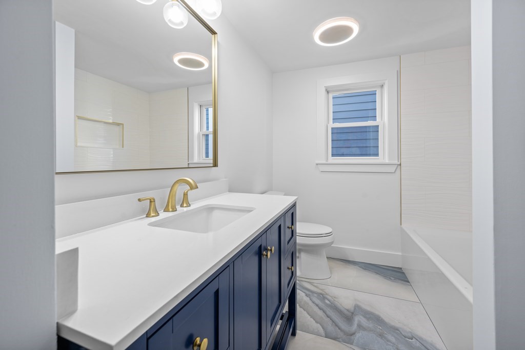 4 bed, 2 bath apartment for rent at 228 Bellingham Ave Unit 1, Revere — photo 12 of 42