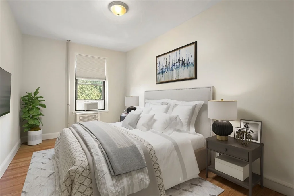 1 bed, 1 bath apartment for rent at 228 Commonwealth Ave Unit 7, Back Bay — photo 14 of 28