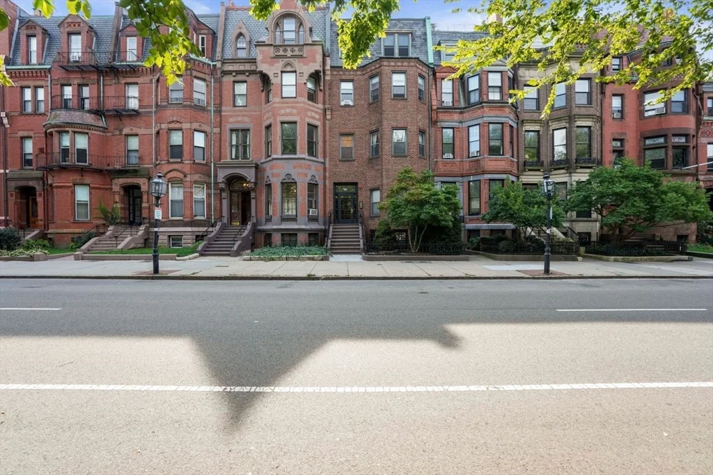 1 bed, 1 bath apartment for rent at 228 Commonwealth Ave Unit 7, Back Bay — photo 26 of 28
