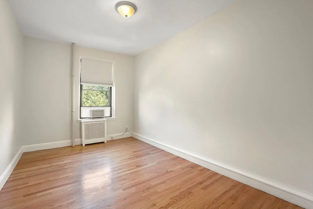 1 bed, 1 bath apartment for rent at 228 Commonwealth Ave Unit 7, Back Bay — photo 15 of 28